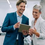 A Patelco member meets with a financial advisor.